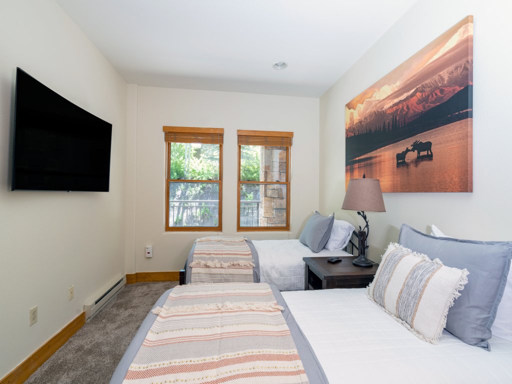 Bear Creek Lodge 303 Vacation Rental in Mountain Village - RedAwning