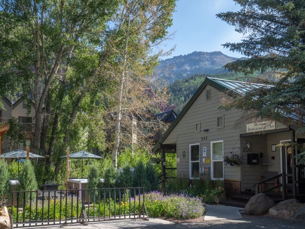 Mountainside Inn 115 Vacation Rental in Telluride - RedAwning
