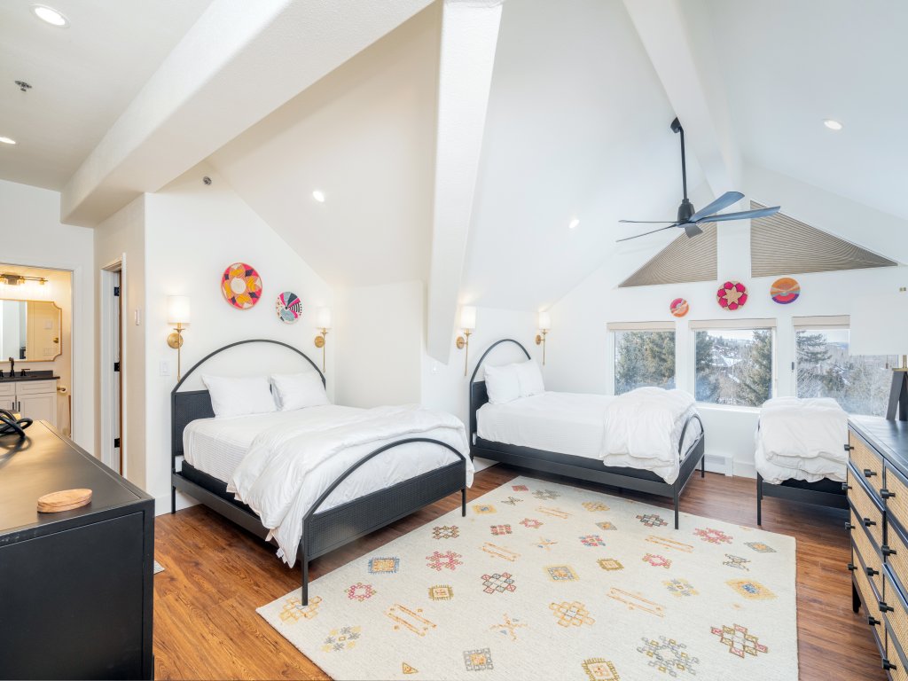 Bear Creek Lodge 406 Vacation Rental in Mountain Village - RedAwning