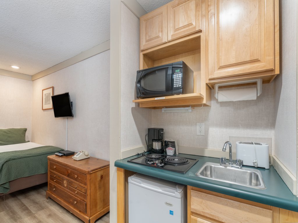 Mountainside Inn 418 Vacation Rental in Telluride - RedAwning