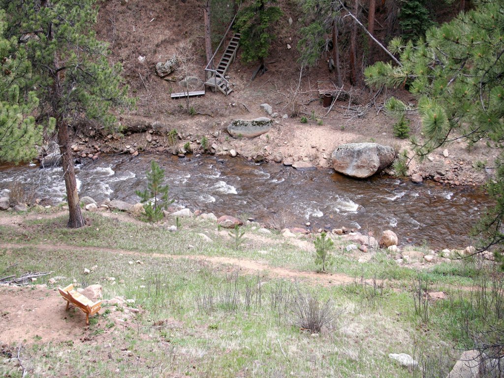 Fawn Valley Inn: 302 Vacation Rental in Estes Park - RedAwning
