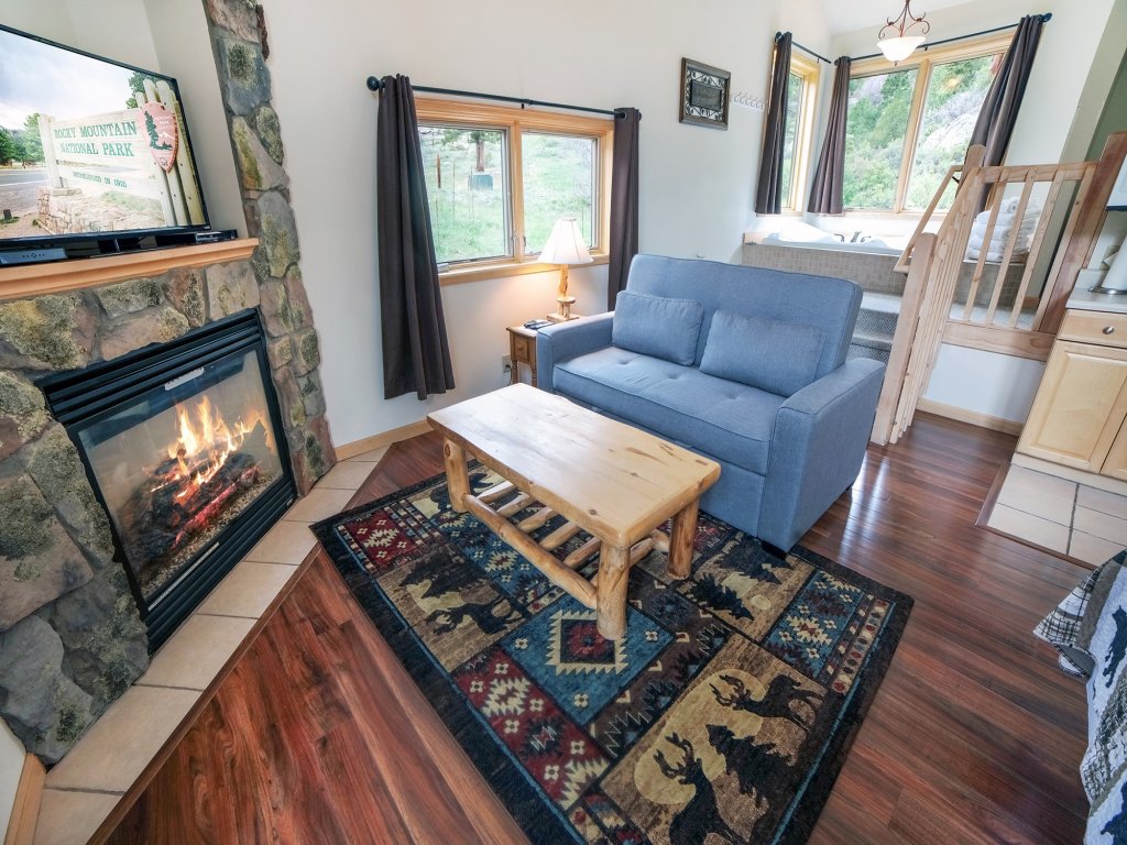 Sunnyside Knoll: 19 Vacation Rental in Estes Park - RedAwning