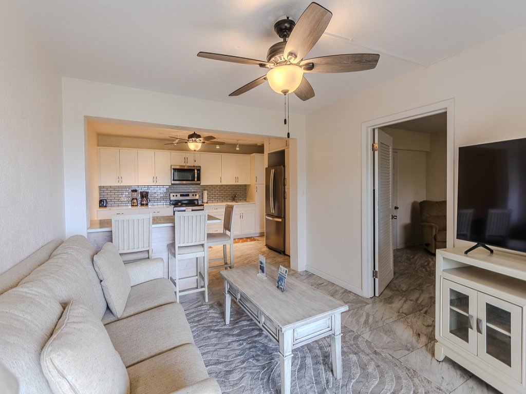 A22 Vacation Rental in US - RedAwning