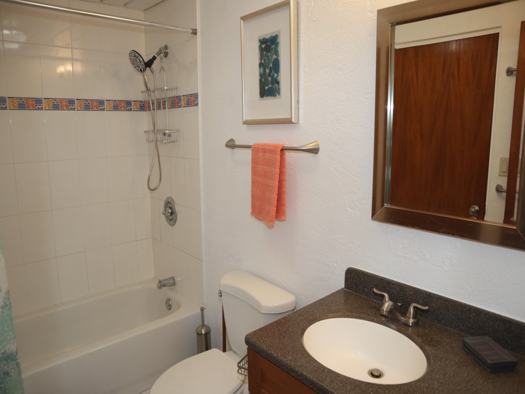 B6 Vacation Rental - RedAwning