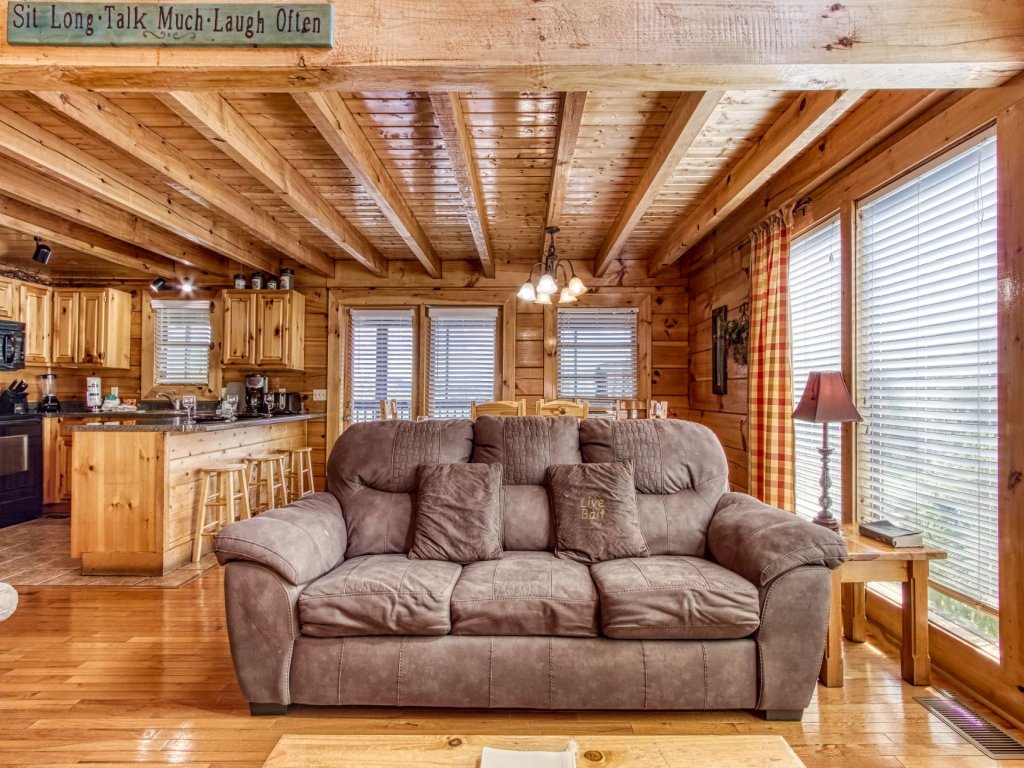 ERN864 - The Cedars Vacation Rental in Pigeon Forge - RedAwning