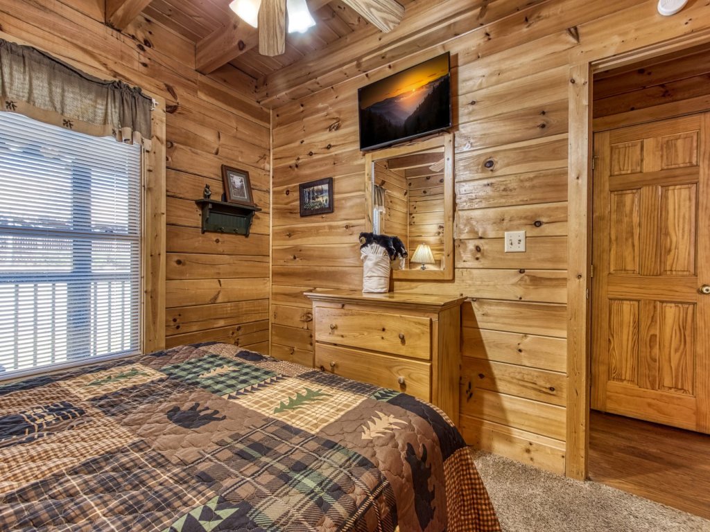 ER6 - On Eagles' Wings Vacation Rental in Pigeon Forge - RedAwning