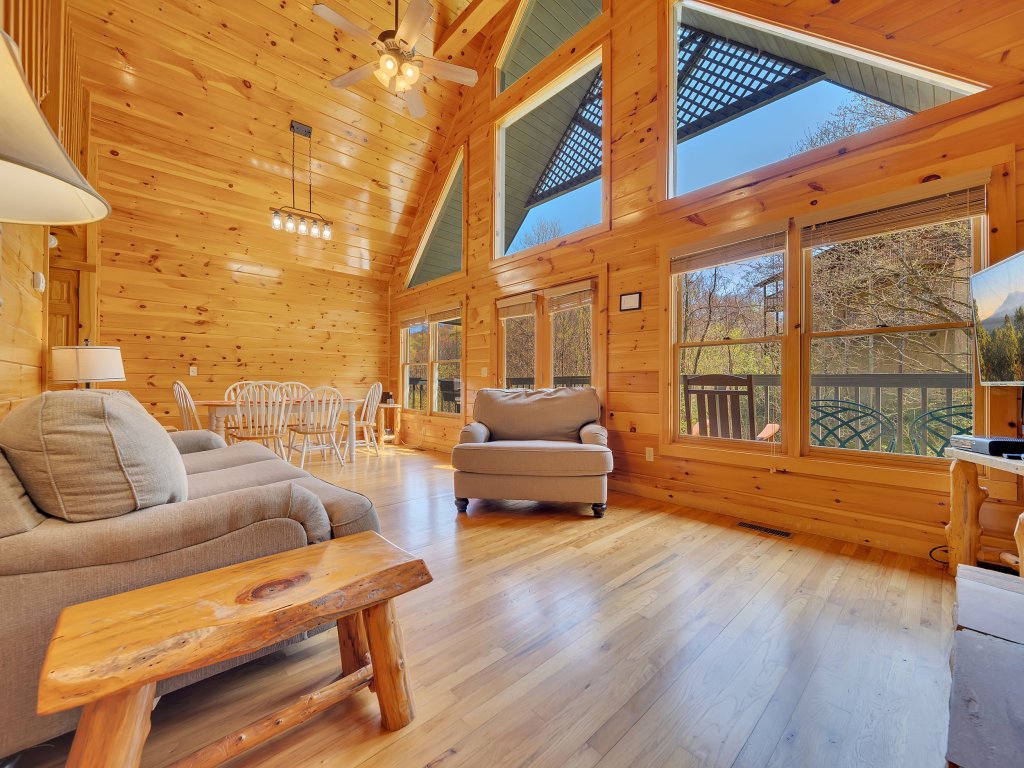 Tranquility Vacation Rental in Sevierville - RedAwning