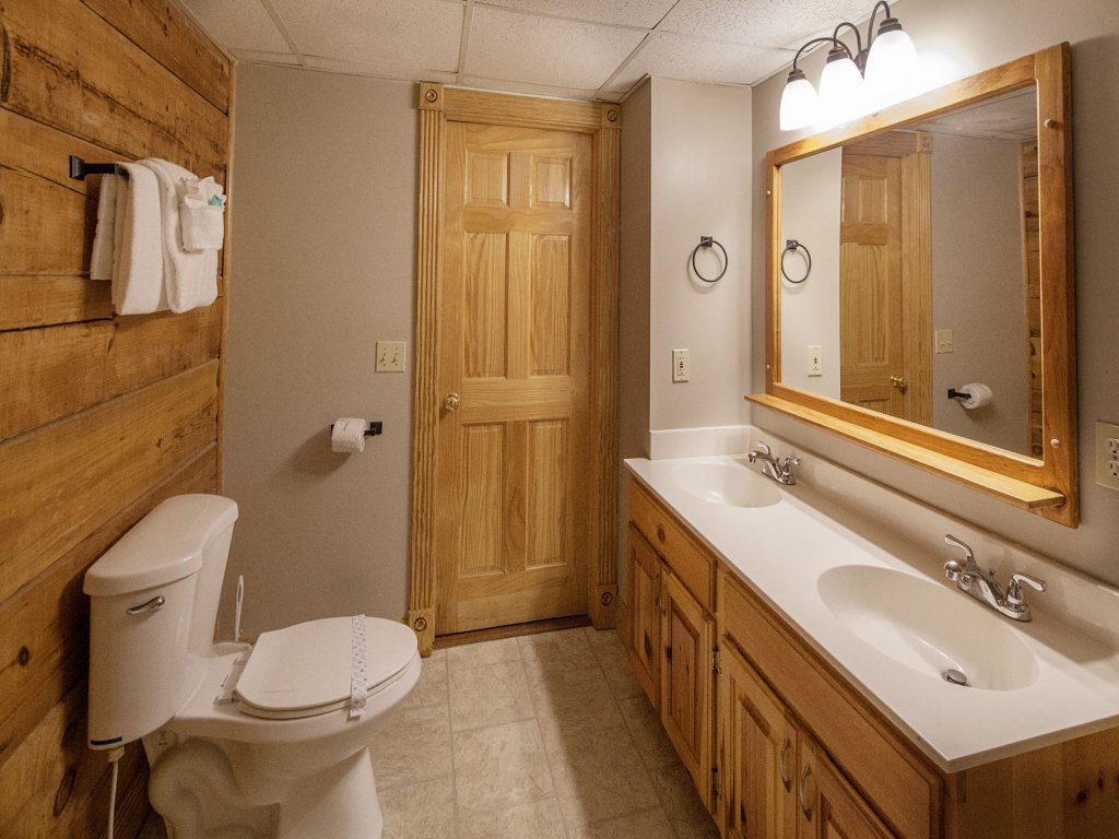 ER100 - Making Memories Vacation Rental in Pigeon Forge - RedAwning