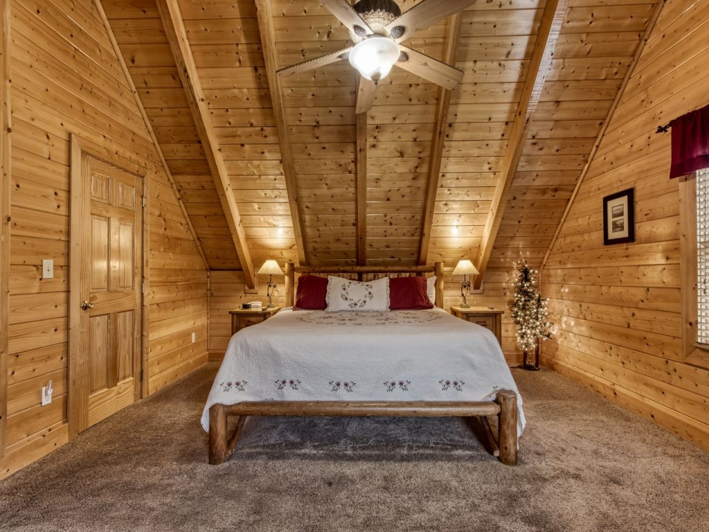 ERN819 - Mountain Majesty Vacation Rental in Pigeon Forge - RedAwning