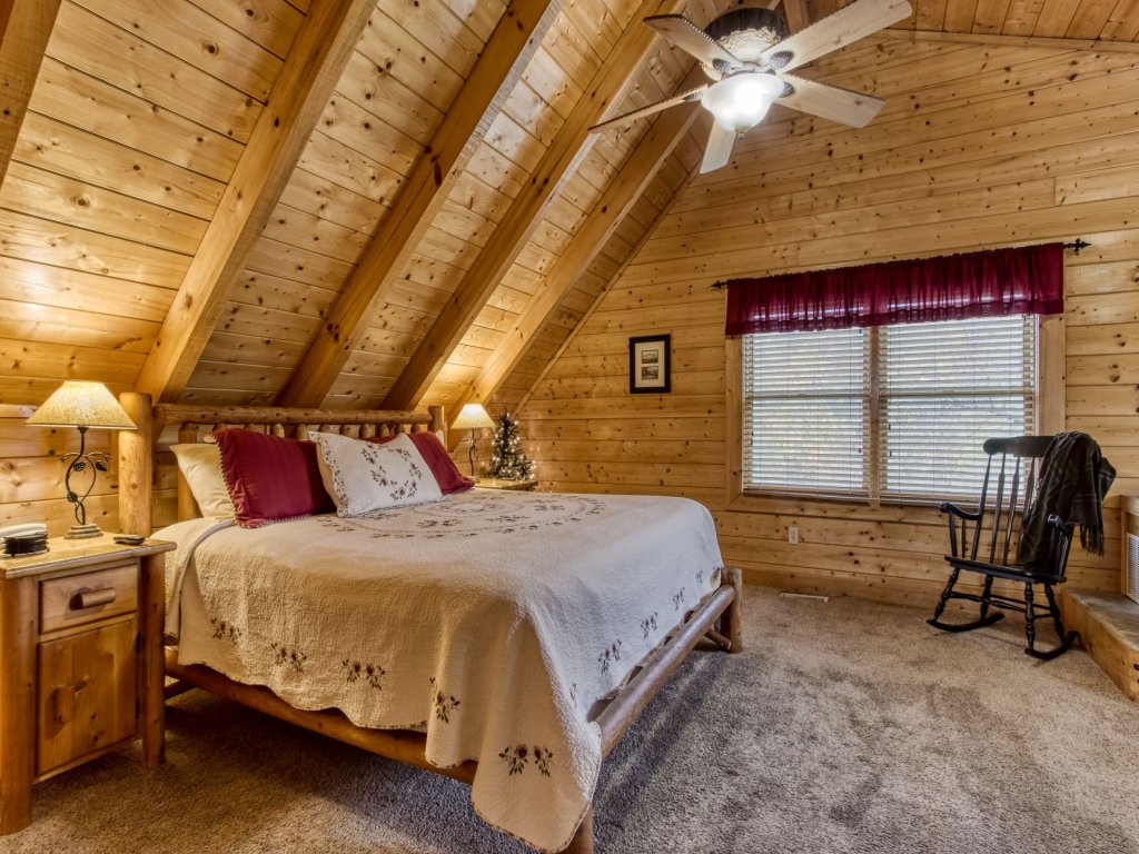 ERN819 - Mountain Majesty Vacation Rental in Pigeon Forge - RedAwning