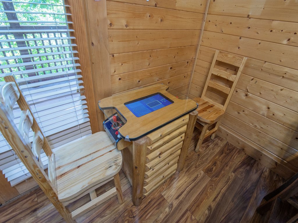 ERN819 - Mountain Majesty Vacation Rental in Pigeon Forge - RedAwning