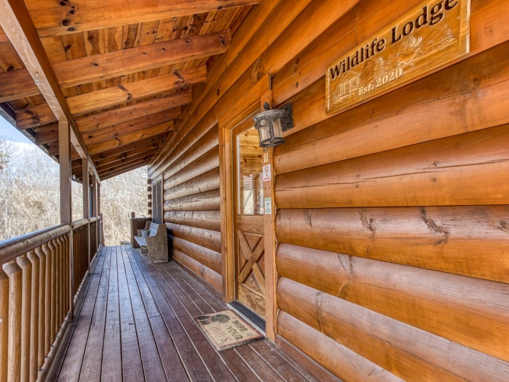 The Wildlife Lodge Vacation Rental in Sevierville - RedAwning