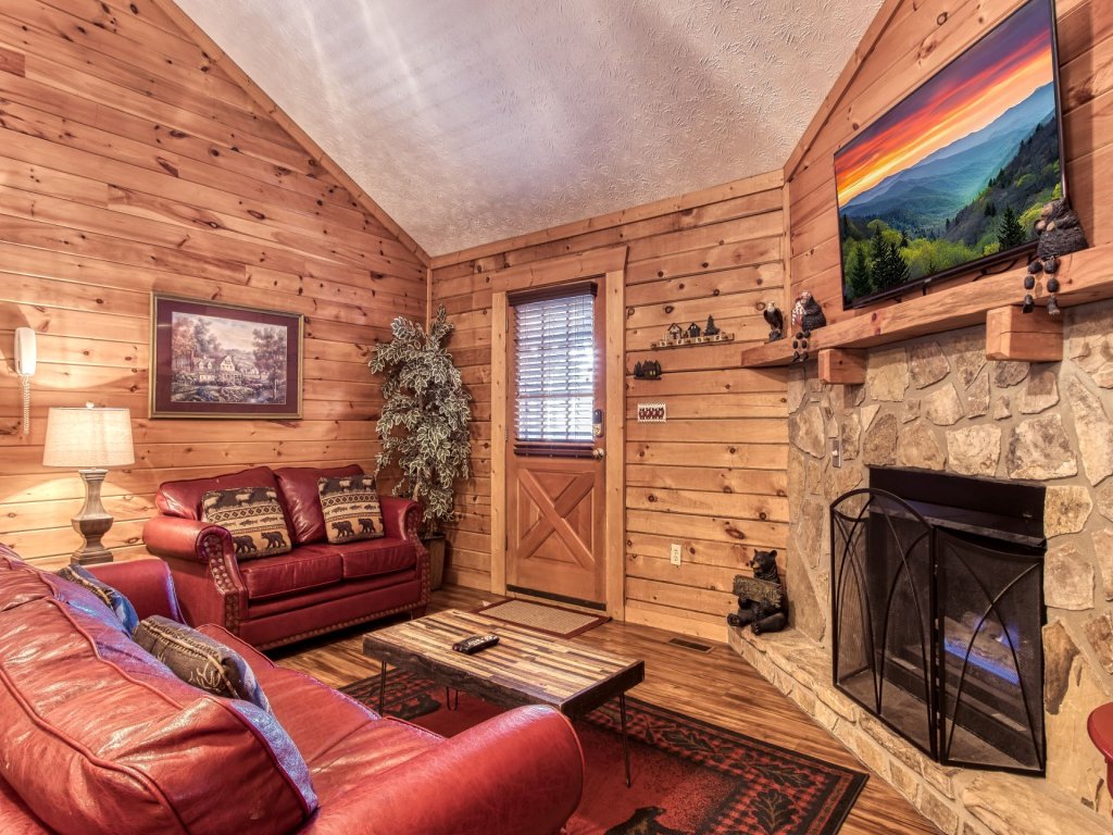 ER102 - Barbara's View Vacation Rental in Pigeon Forge - RedAwning