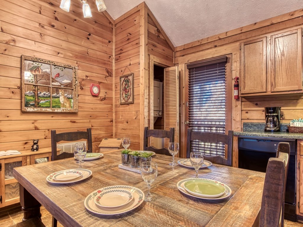 ER102 - Barbara's View Vacation Rental in Pigeon Forge - RedAwning