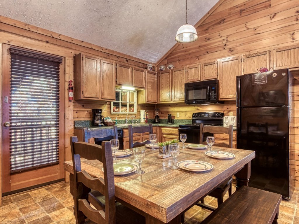 ER102 - Barbara's View Vacation Rental in Pigeon Forge - RedAwning