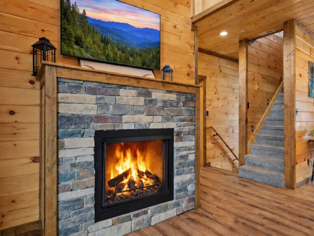 ERN840 - Splashin' Chalet Vacation Rental in Pigeon Forge - RedAwning