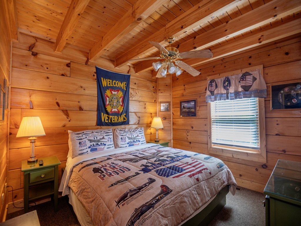 ER309 - George's Vacation Rental in Pigeon Forge - RedAwning