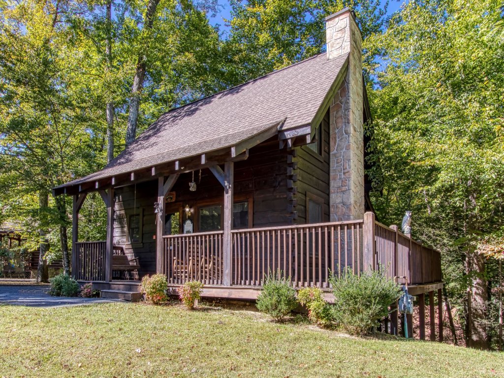 ER84 - Serenity Summit Vacation Rental in Pigeon Forge - RedAwning