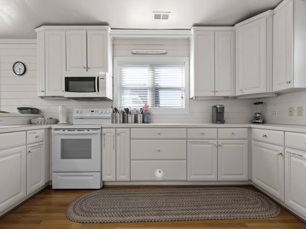 Suncatcher Vacation Rental in North Carolina - RedAwning