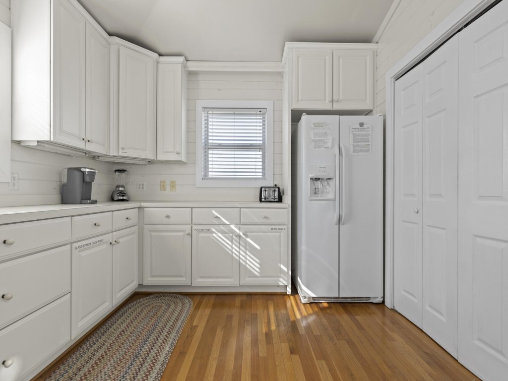 Suncatcher Vacation Rental in North Carolina - RedAwning