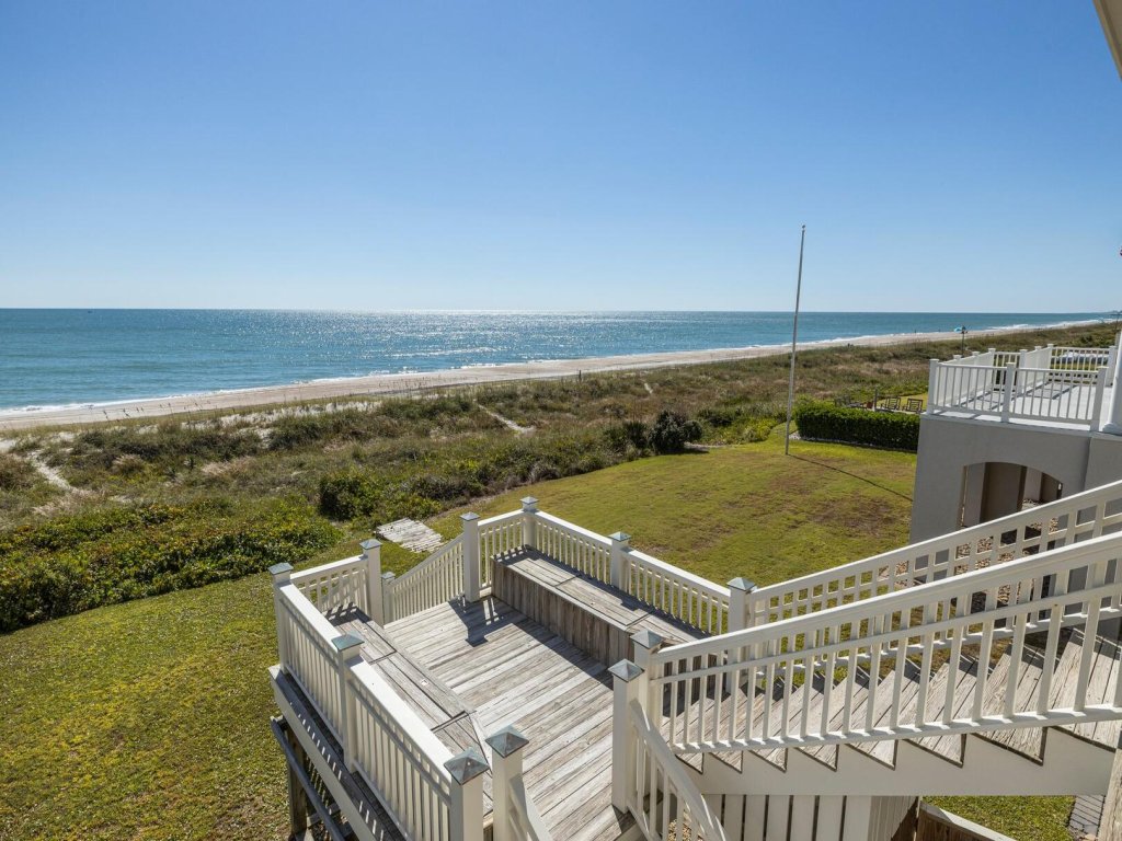 The Amadeus Vacation Rental in North Carolina - RedAwning