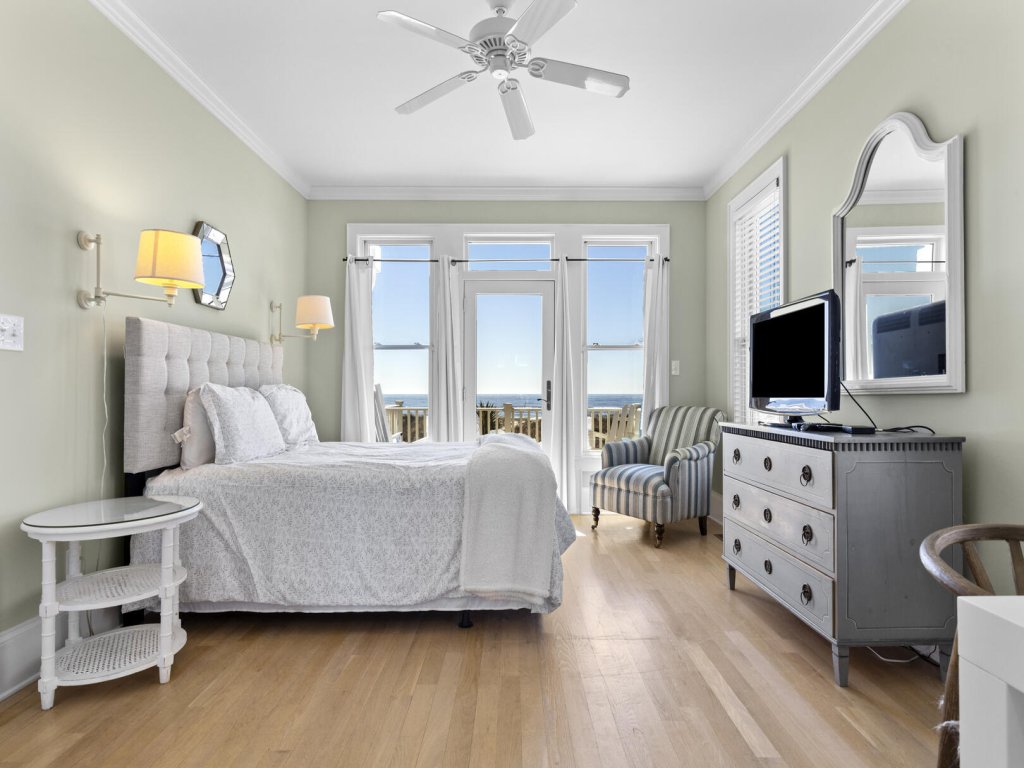 Shearwater Vacation Rental in North Carolina - RedAwning