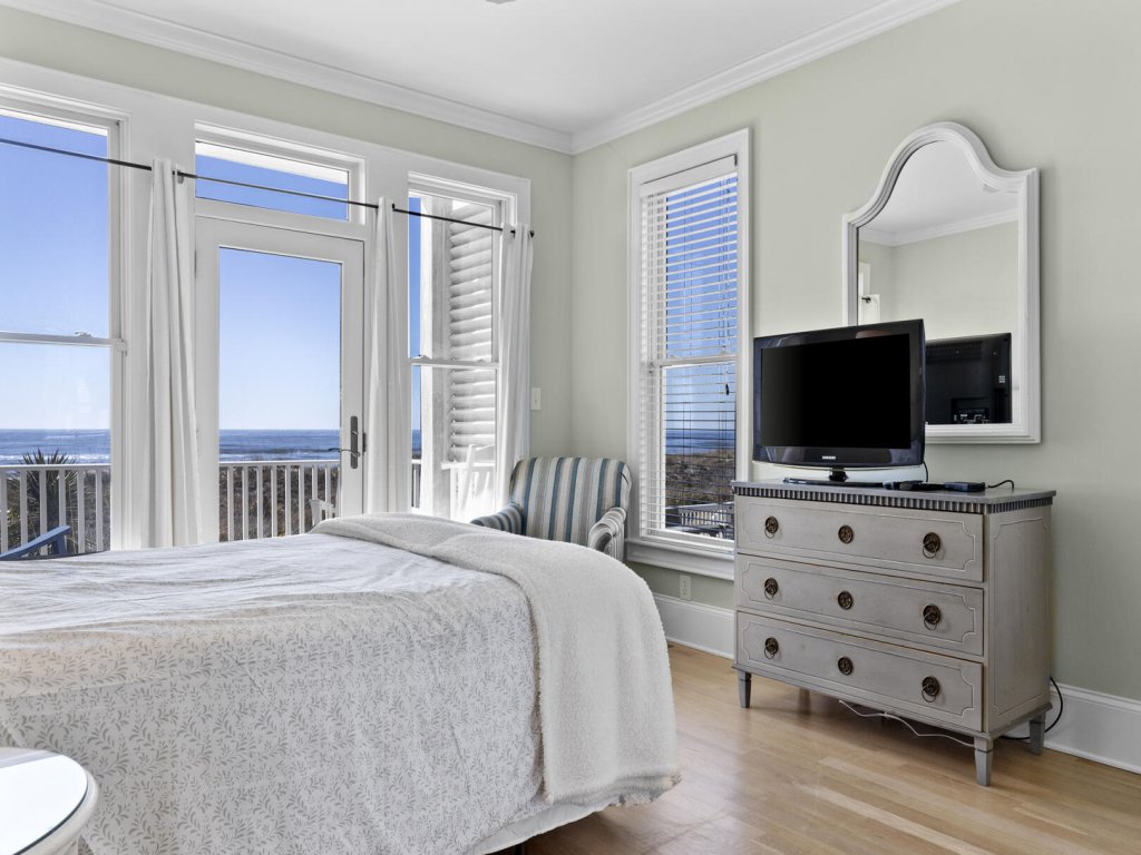 Shearwater Vacation Rental in North Carolina - RedAwning