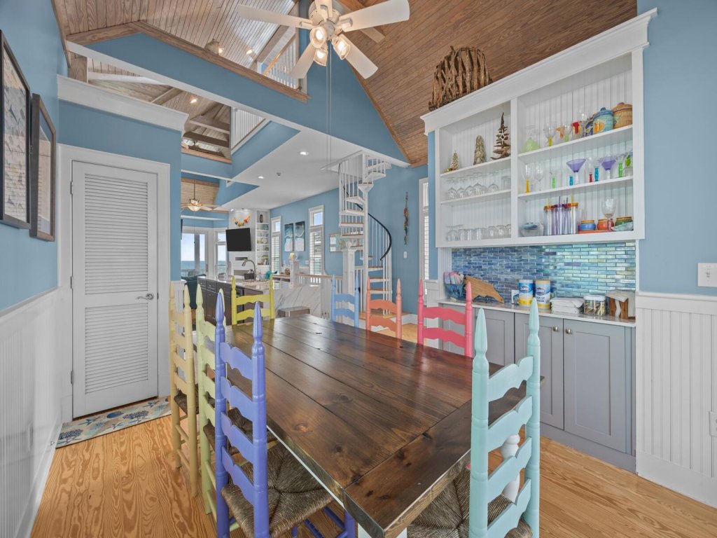 Dolphin Dreams Vacation Rental in North Carolina - RedAwning