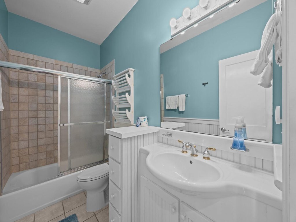 Dolphin Dreams Vacation Rental in North Carolina - RedAwning