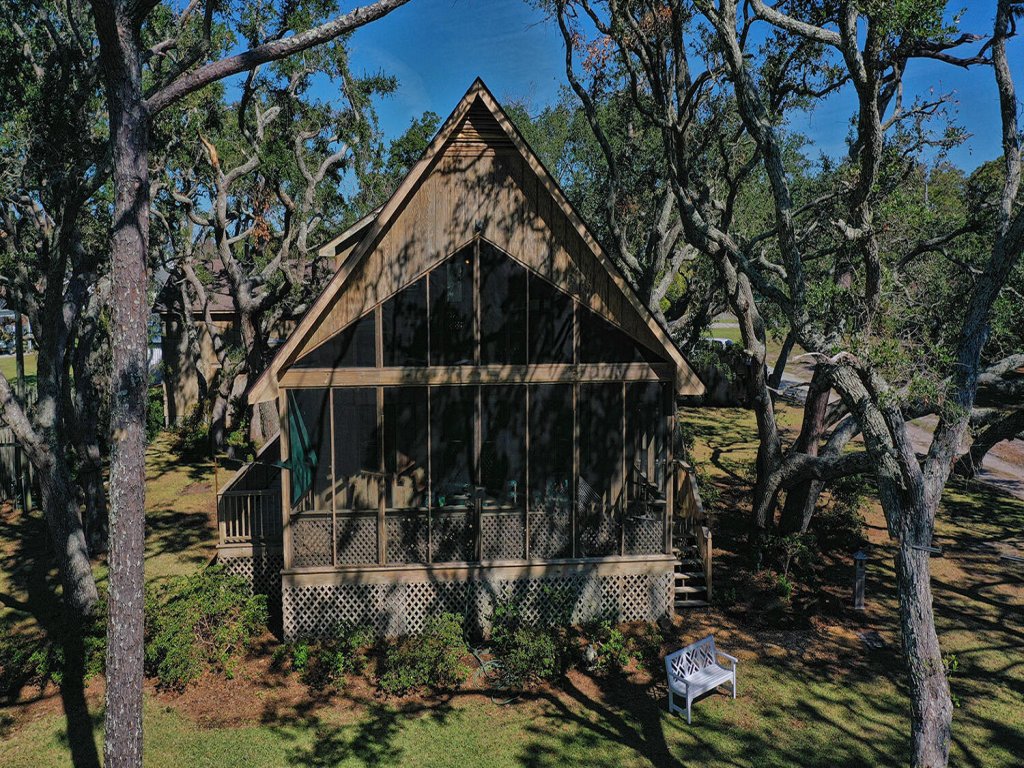 Core Sound Lodge Vacation Rental in North Carolina - RedAwning