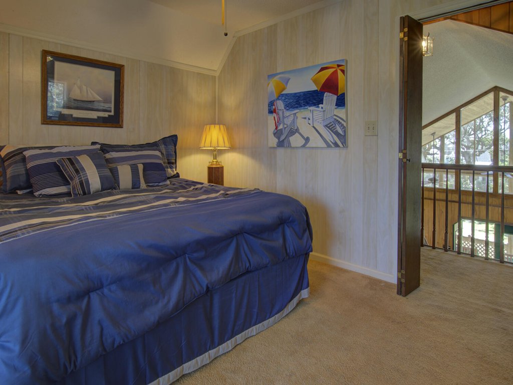 Core Sound Lodge Vacation Rental in North Carolina - RedAwning