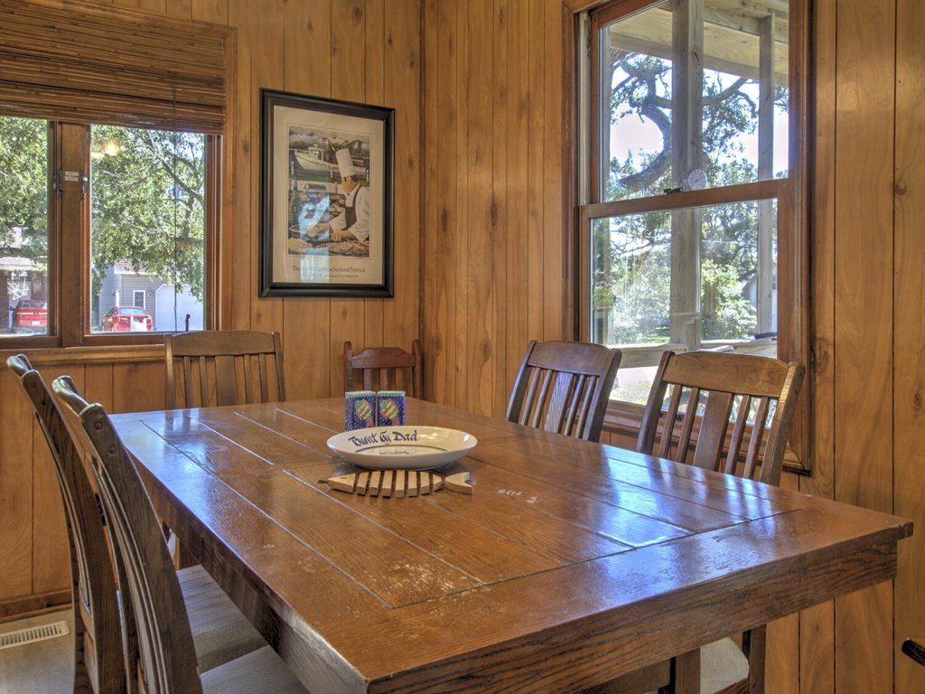 Core Sound Lodge Vacation Rental in North Carolina - RedAwning