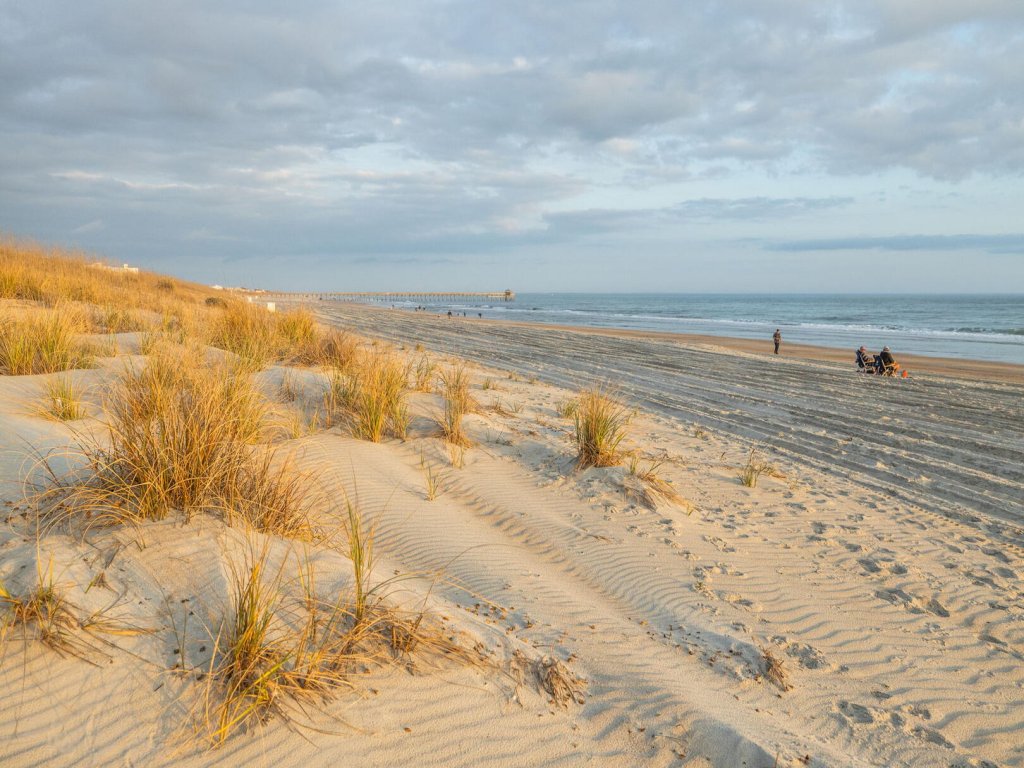 Boardwalk Shores B Vacation Rental in North Carolina - RedAwning