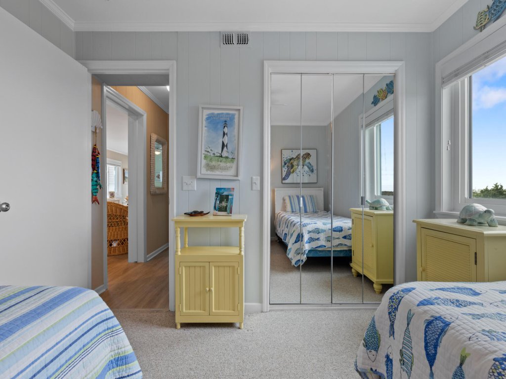 Southwinds J12 Vacation Rental in North Carolina - RedAwning