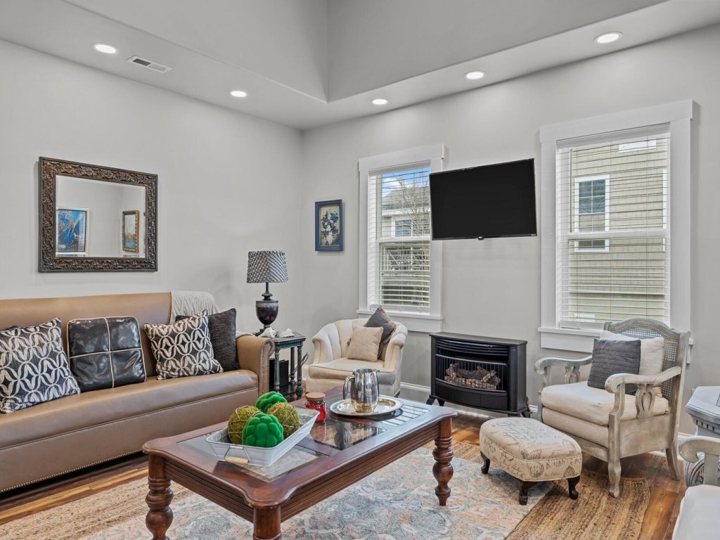 Conch's Point Cottage Vacation Rental in North Carolina - RedAwning