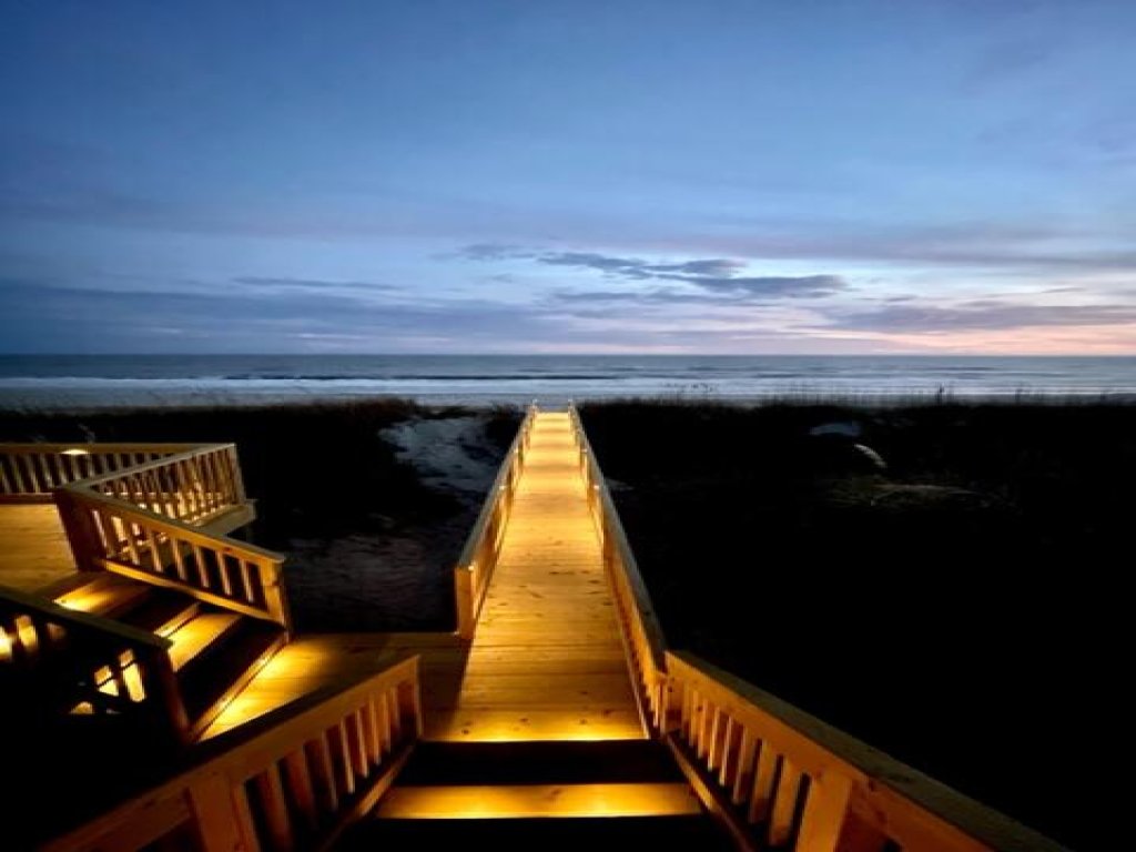 The Beachcomber Vacation Rental in North Carolina - RedAwning