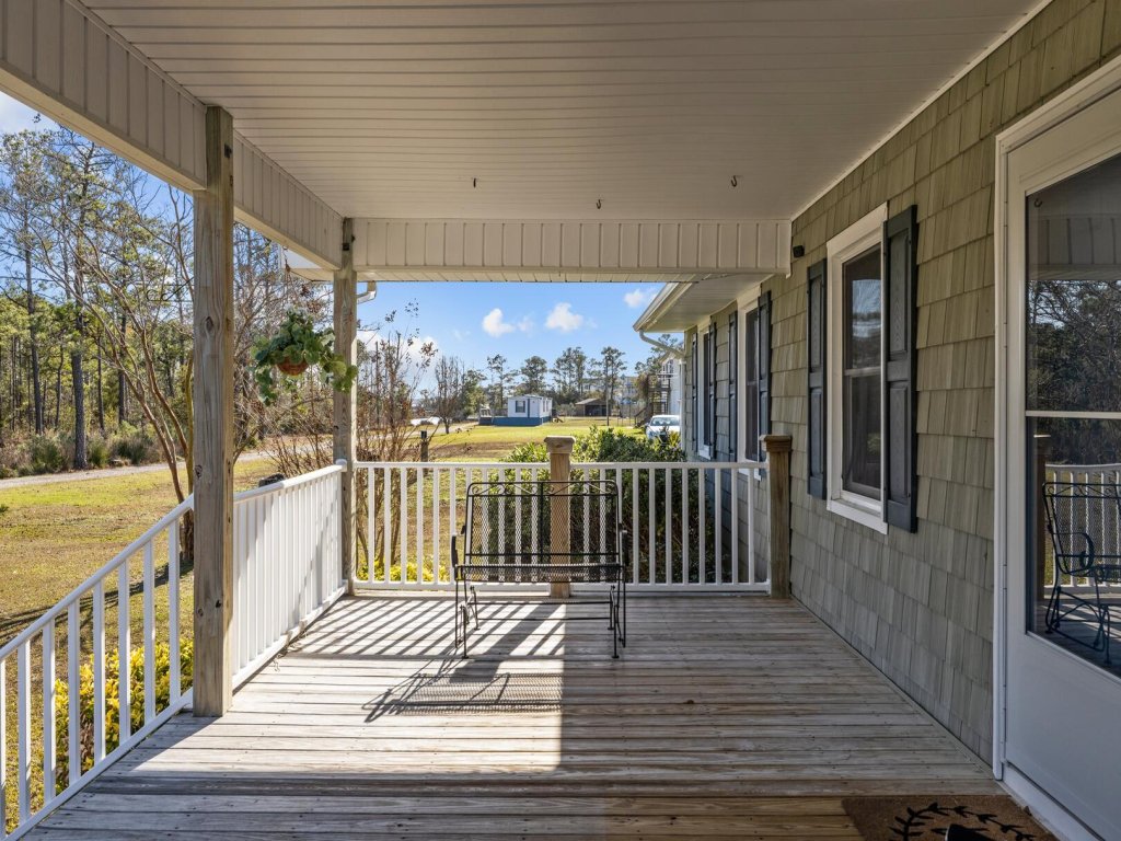 Otter Banks Retreat Vacation Rental in North Carolina - RedAwning