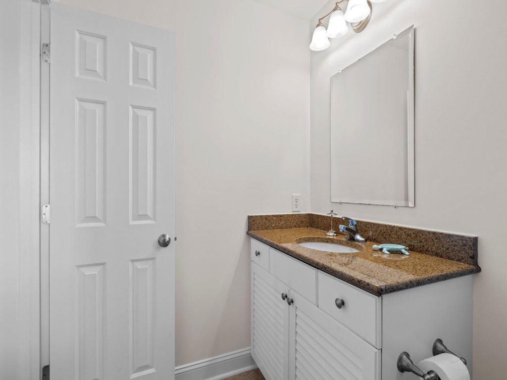 Downeast Retreat Vacation Rental in North Carolina - RedAwning