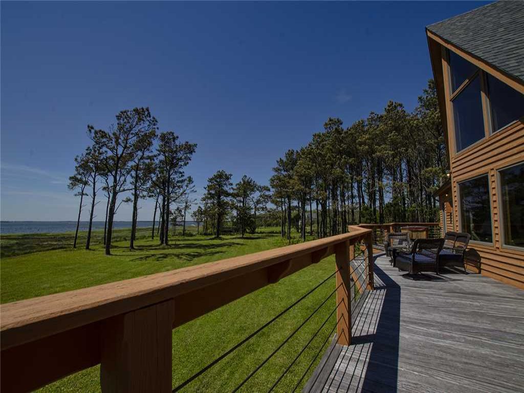 Nautical Getaway Vacation Rental in North Carolina - RedAwning