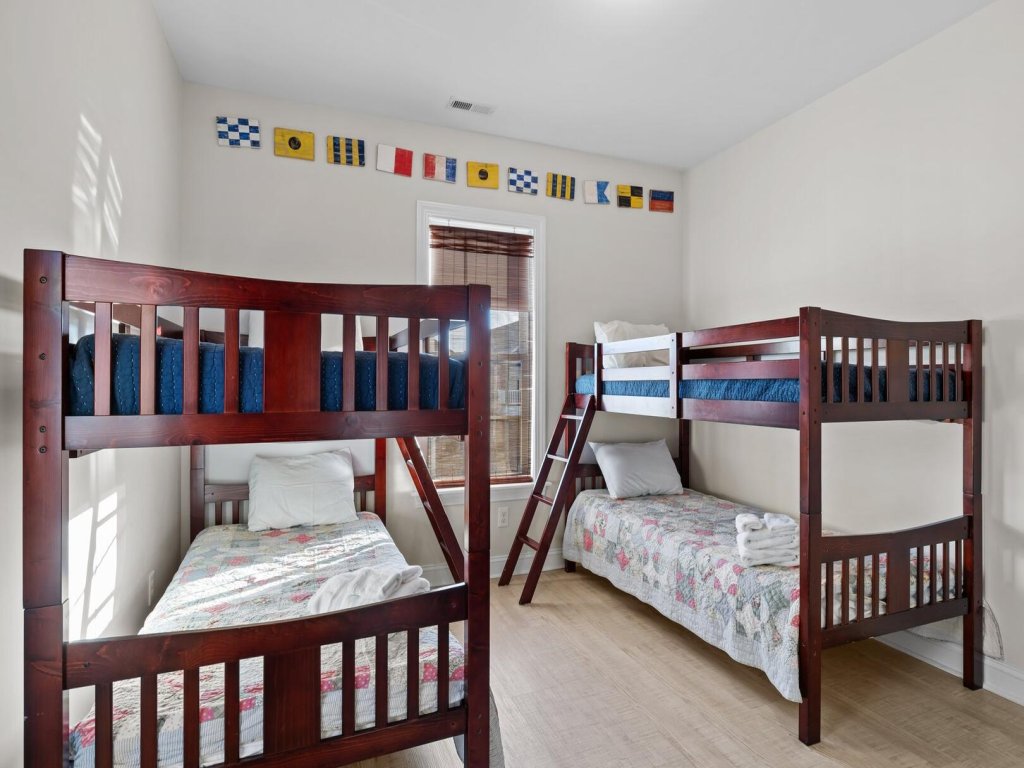 Night N Gale Vacation Rental in North Carolina - RedAwning