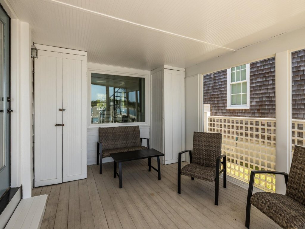 Creek Watch Vacation Rental in North Carolina - RedAwning