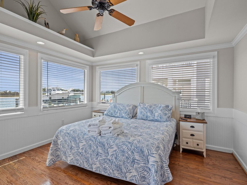 Creek Watch Vacation Rental in North Carolina - RedAwning