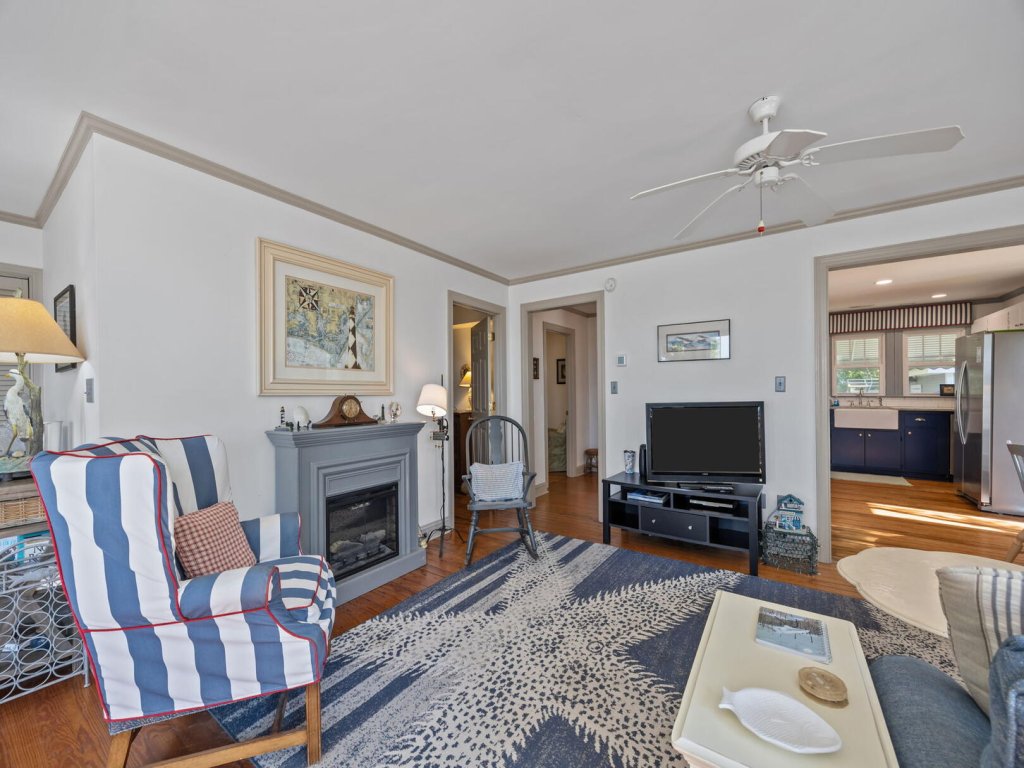 Whispering Oaks Vacation Rental in North Carolina - RedAwning