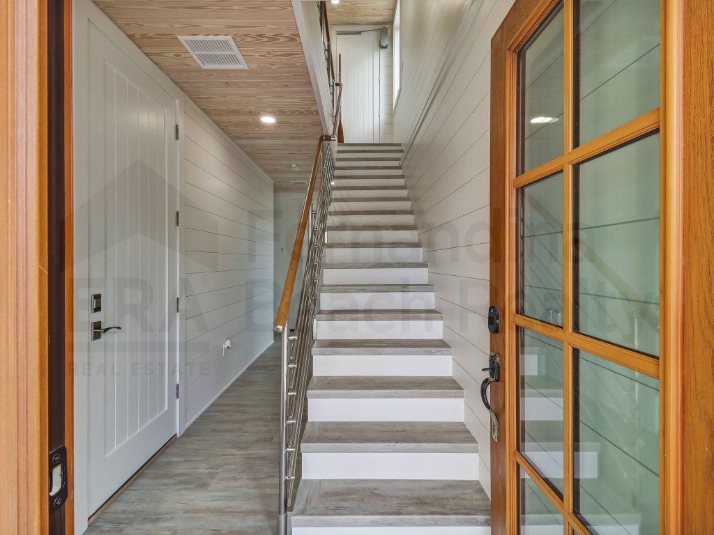 226 South Fletcher 3rd Floor Vacation Rental in Fernandina Beach - RedAwning