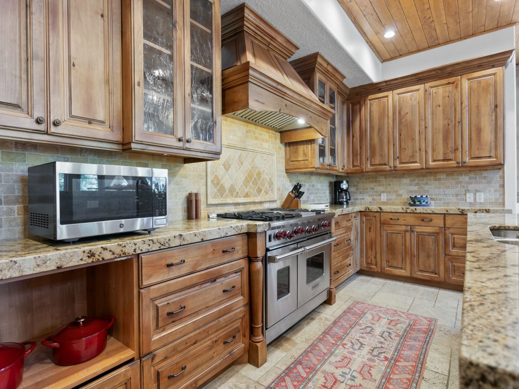 Lookout at Deer Valley Resort - Four Bedroom Residence with Spa #6559 Vacation Rental in Park City - RedAwning
