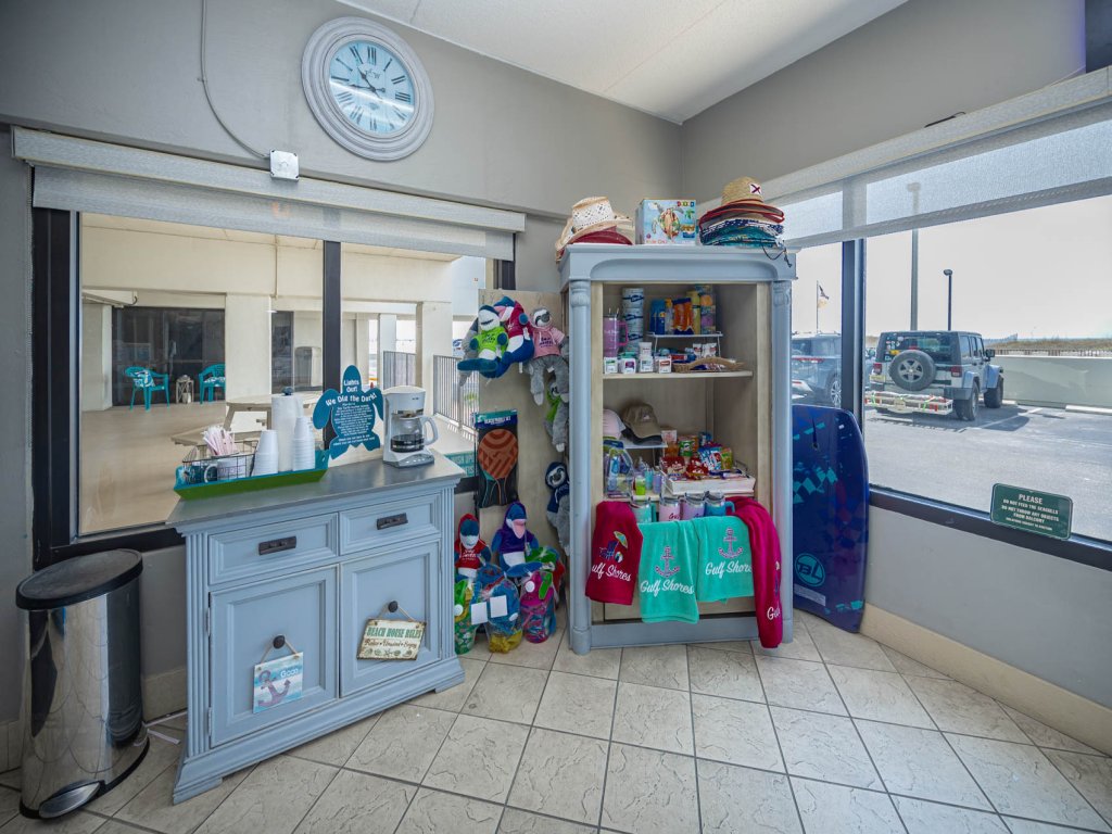 Island Winds East 501 Vacation Rental in Gulf Shores - RedAwning