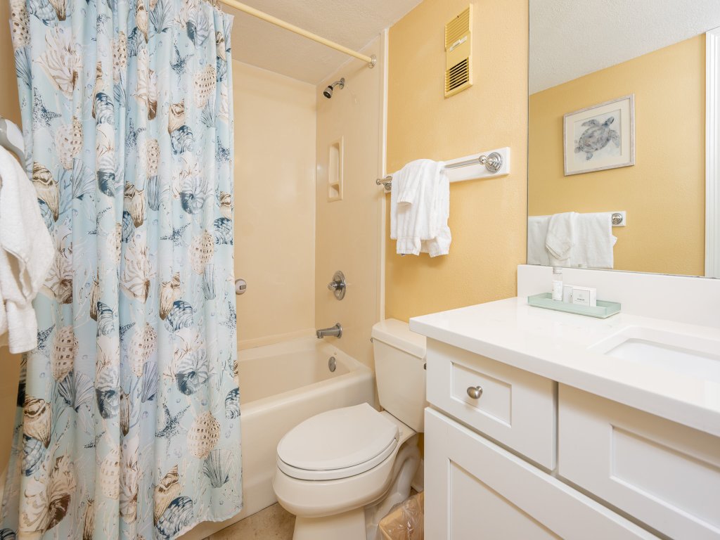 Island Winds West 573 Vacation Rental in Gulf Shores - RedAwning