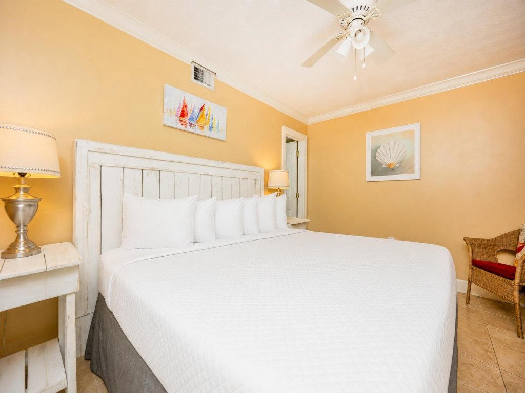 Island Winds West 573 Vacation Rental in Gulf Shores - RedAwning