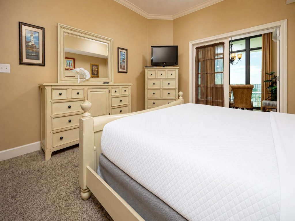 Phoenix West 1702 Vacation Rental in Orange Beach - RedAwning