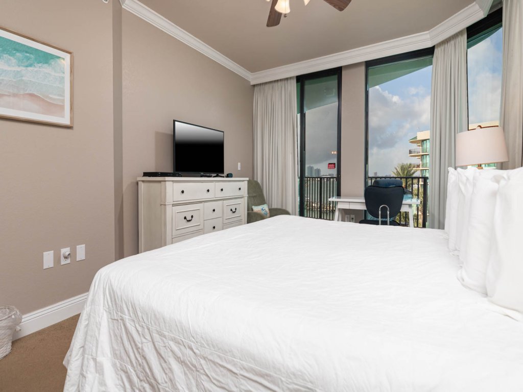 Phoenix on the Bay 1332 Vacation Rental in Orange Beach - RedAwning